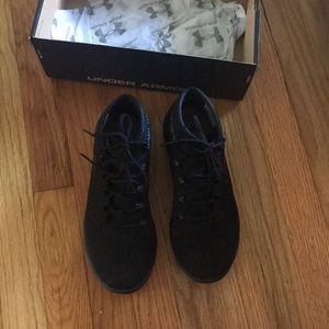 Under Armour Sneakers